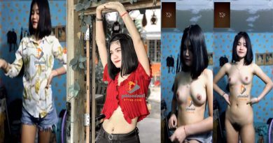 คลิปโป้คอลเสียวนักเรียนผมสั้นน่ารักนมกำลังตั้งเต้า ใช้นิ้วเขี่ยเม็ดแตดโชว์