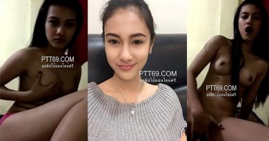 คลิปโป้ครูสาวขี้เงี่ยนปีใหม่ไม่ได้กลับบ้าน เปิดกล้องคอลเสียวกับแฟนตั้งกล้องเบ็ดหีช่วยตัวเองบนที่นอนน่ารักขาวเนียนหน้าเสียวได้ใจ